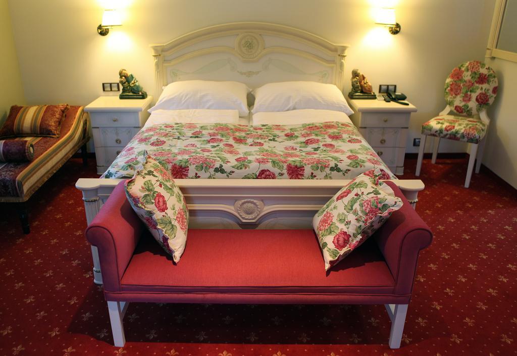 Boutique Hotel Pri Mlyne Lozorno Habitación foto